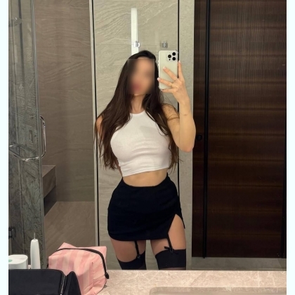      ,..